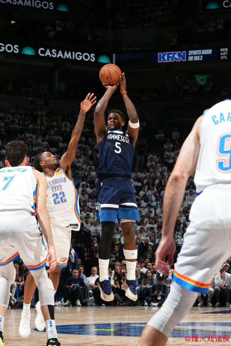 乔治首战砍下23分 爱德华兹16分 76人惜败森林狼