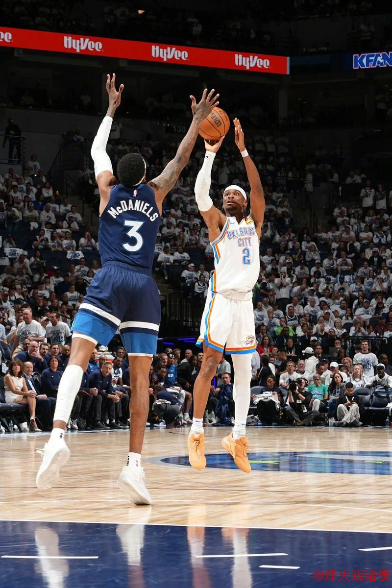 乔治首战砍下23分 爱德华兹16分 76人惜败森林狼